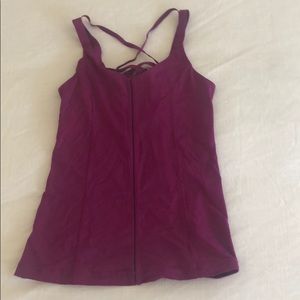 Lululemon workout shirt